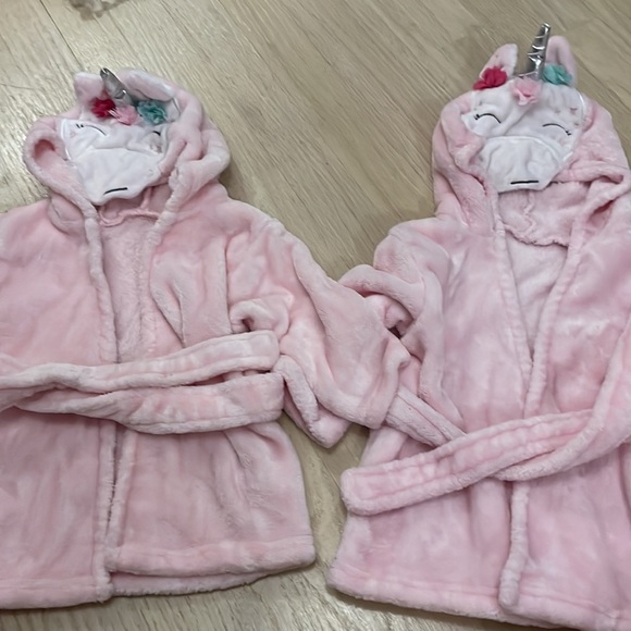 2 pack Infant Plush Pool & Beach Robe Cover-ups - Picture 2 of 5